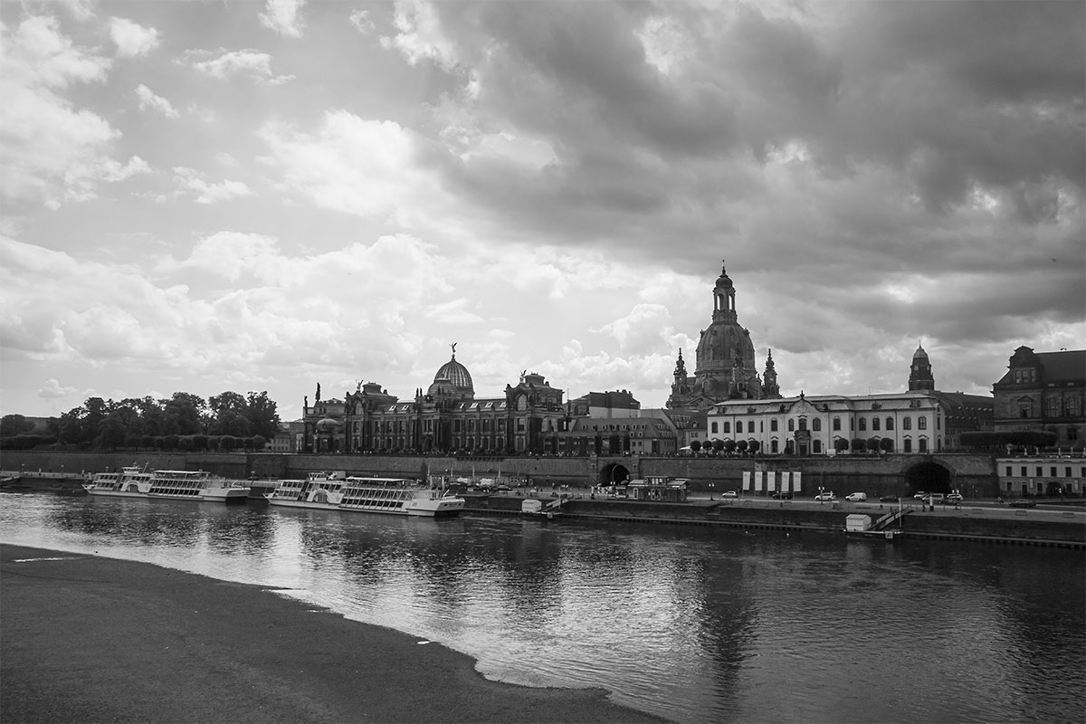 Die Stadt Dresden und die Elbe