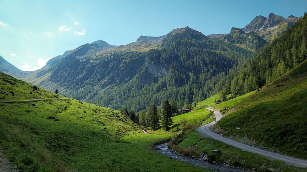 Das Licht- und Schattenspiel im Tal - Gerlos (08.2024)