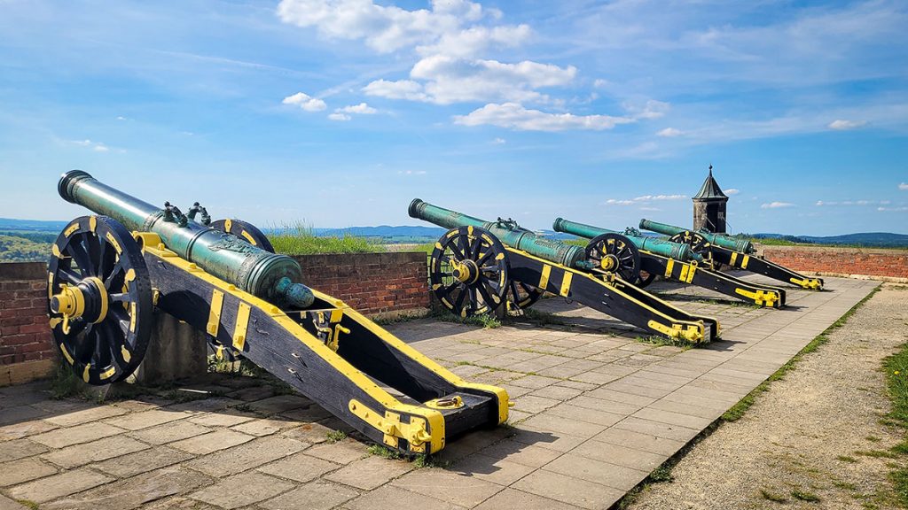 Die Kanonen der Festung Königstein in Farbe (04.2025)