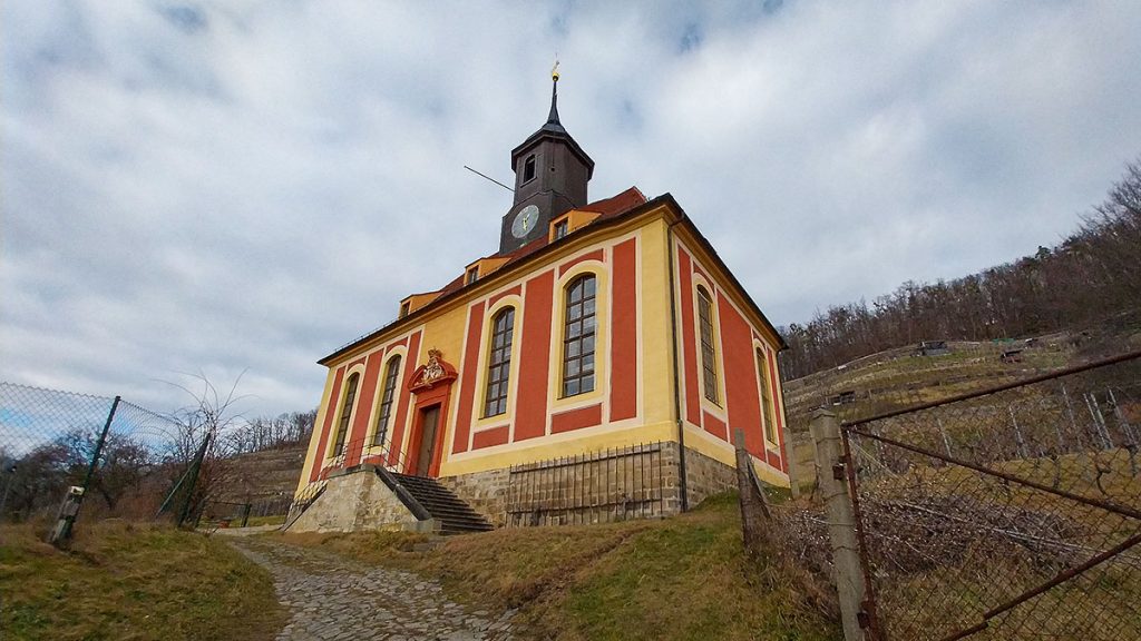 Die kleine Kirche in Farbe - Schloss Pillnitz (02.2025)