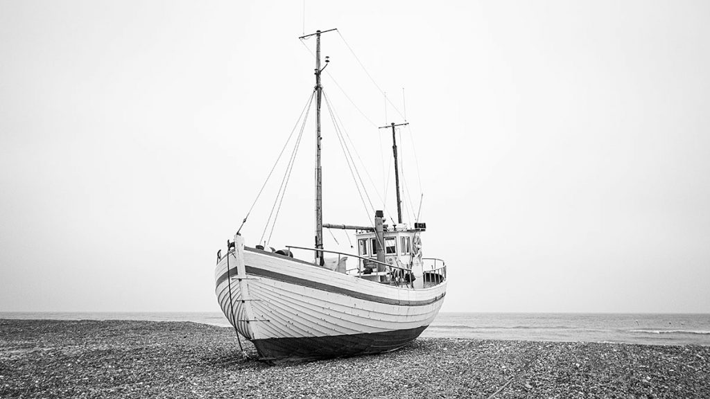 Der Fischkutter am Strand – Løkken (03.2025)